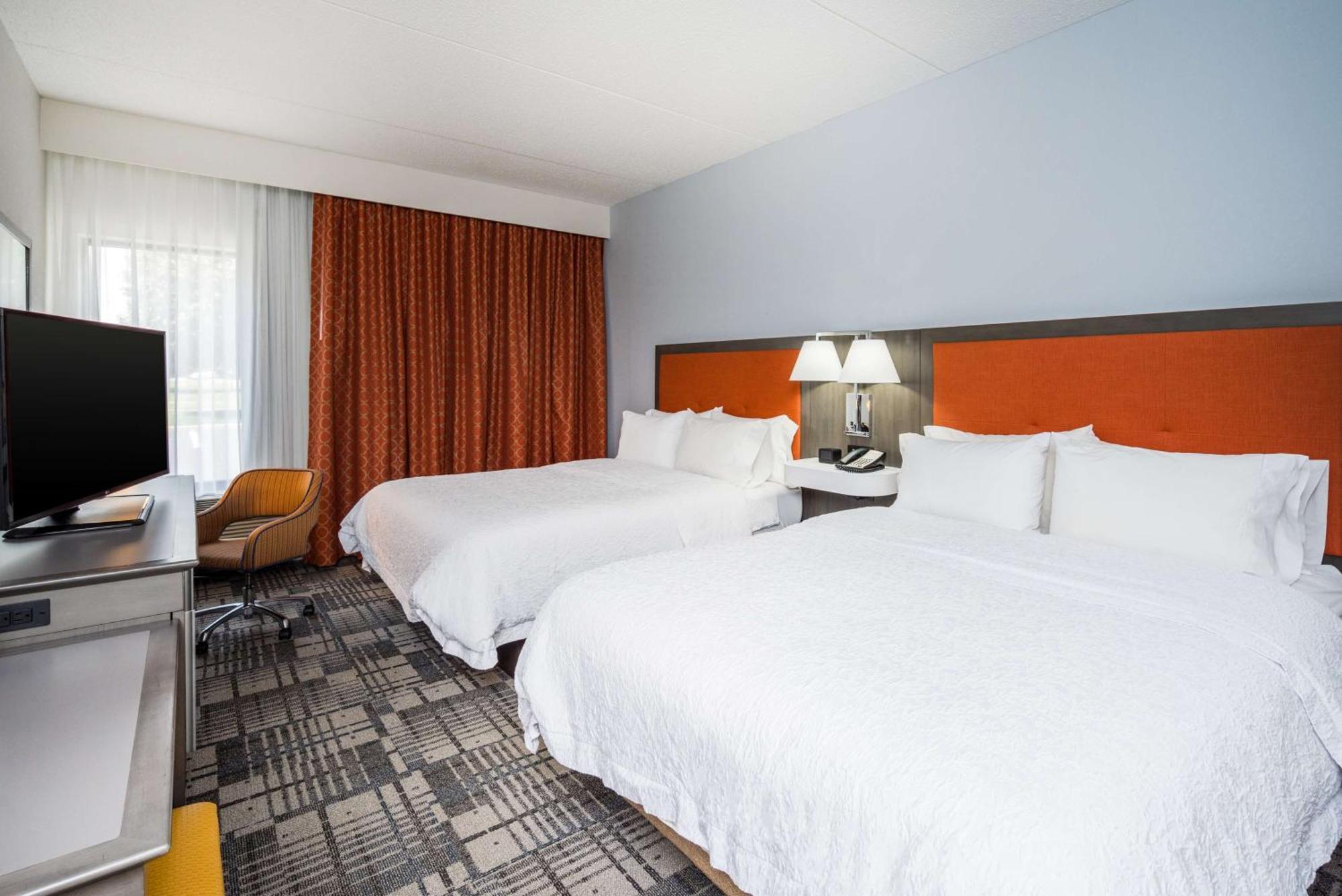 Hampton Inn Плимут-Митинг Экстерьер фото