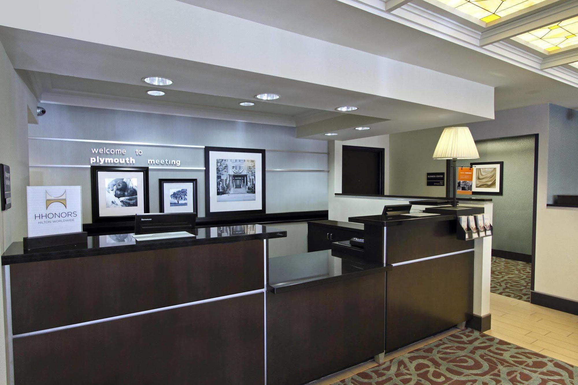 Hampton Inn Плимут-Митинг Экстерьер фото
